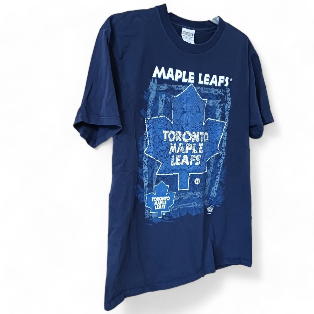 Toronto Maple Leafs NHL Distressed Graphic